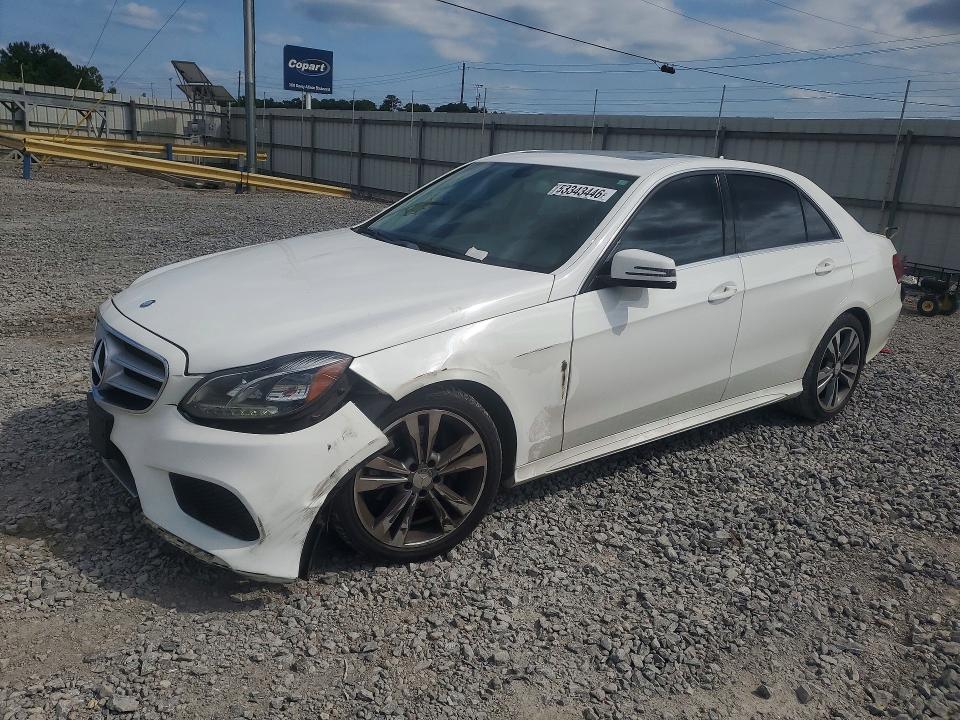 2015 MERCEDES-BENZ E — VIN WDDHF5KB3FB098537