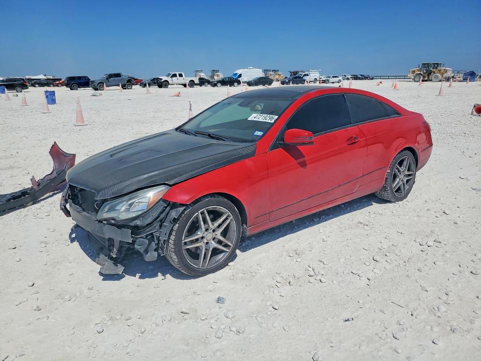 2015 MERCEDES-BENZ E — VIN WDDKJ6HB4FF299681