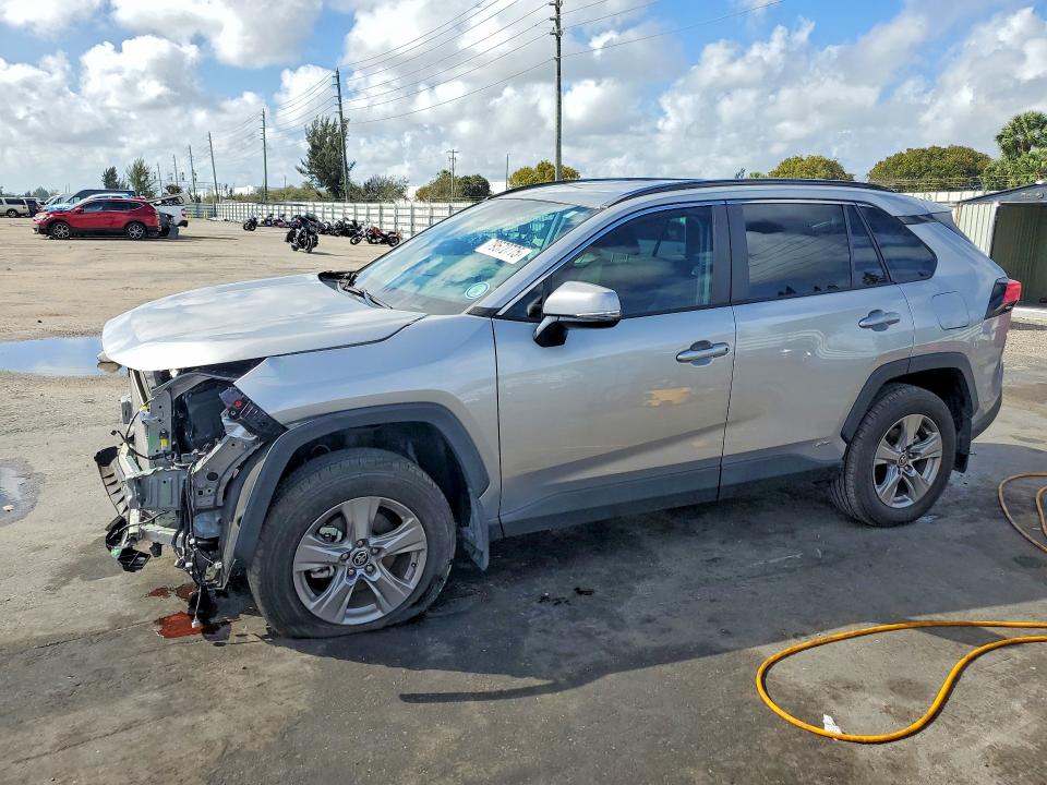 2024 TOYOTA RAV4 HYBRID — VIN 4T3RWRFV2RU118248