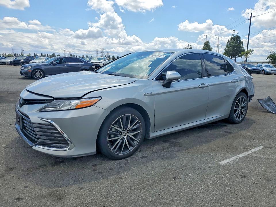 2021 TOYOTA CAMRY — VIN 4T1F31AK6MU021629
