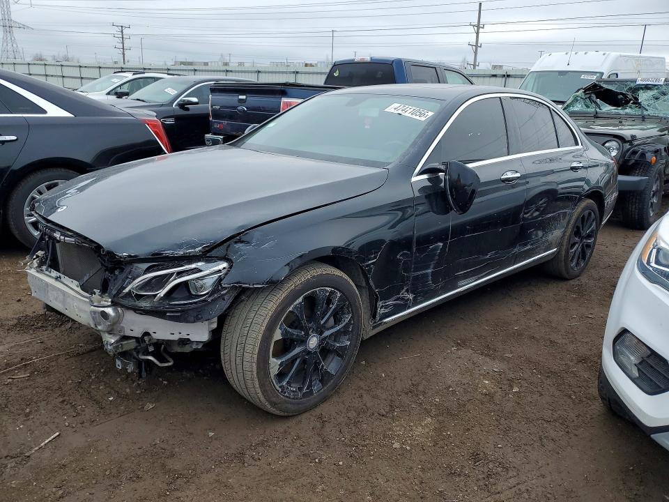 2017 MERCEDES-BENZ E — VIN WDDZF4KB5HA195861