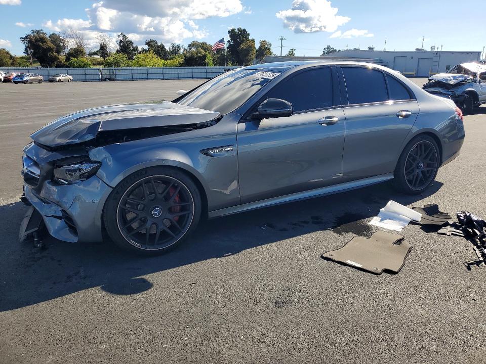 2019 MERCEDES-BENZ E — VIN WDDZF8KB8KA679196