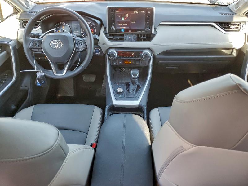 4T3B6RFV4MU051033