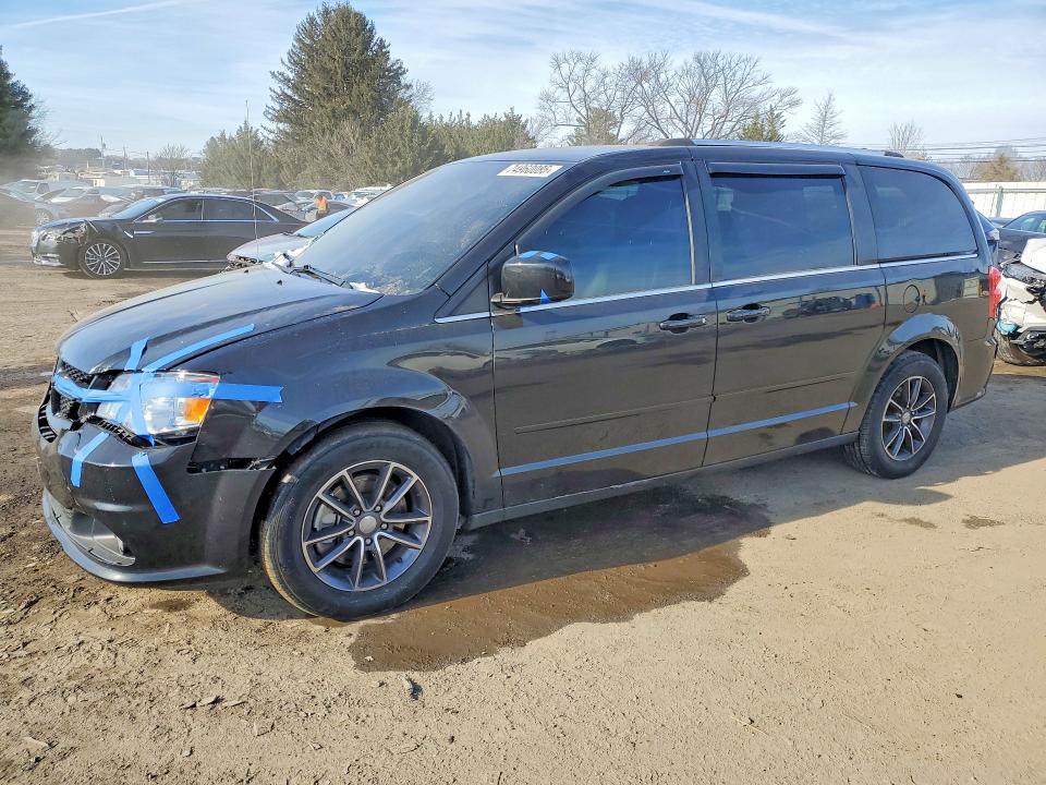 2017 DODGE GRAND CARAVAN — VIN 2C4RDGCG3HR714266