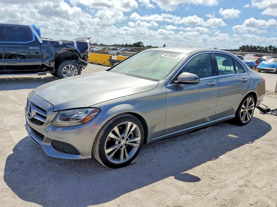 2016 MERCEDES-BENZ C — VIN 55SWF4JB5GU163589