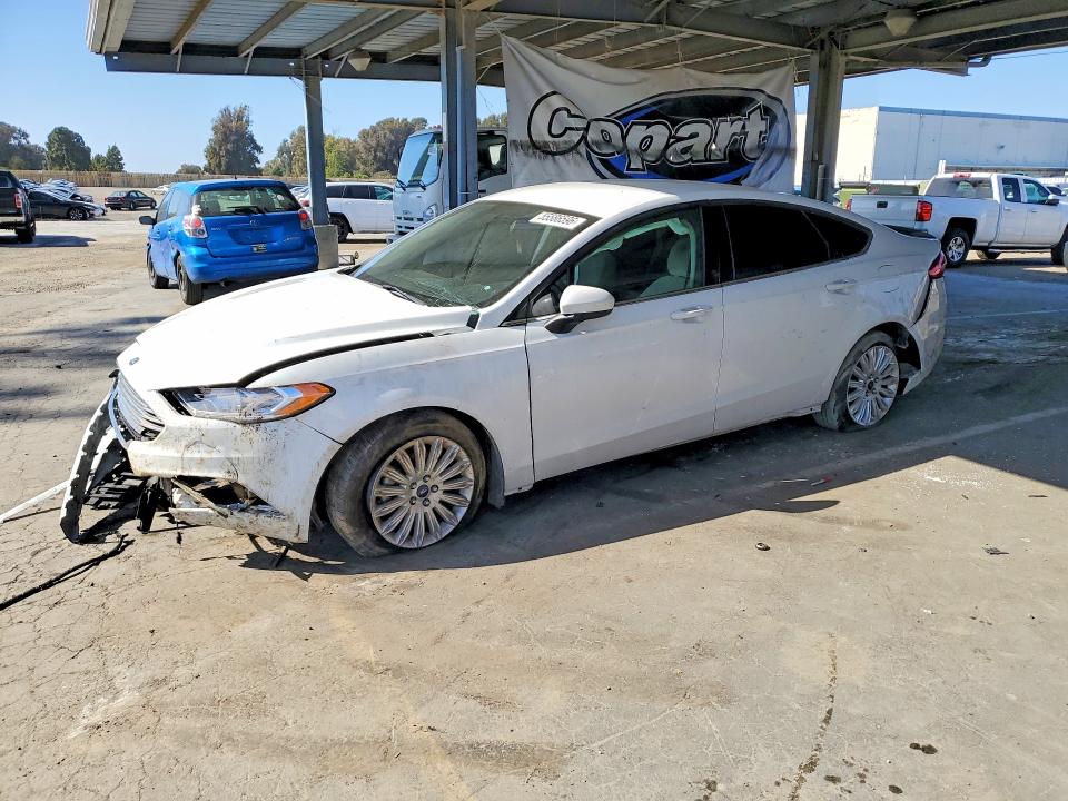 2017 FORD FUSION — VIN 3FA6P0LUXHR279852