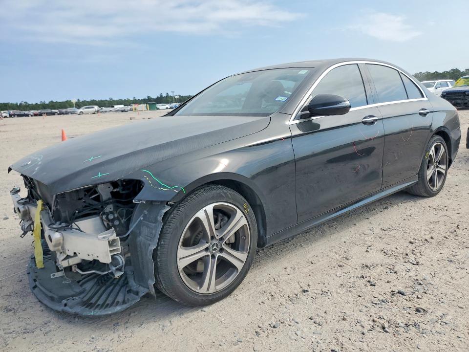 2018 MERCEDES-BENZ E — VIN WDDZF4KB4JA427257