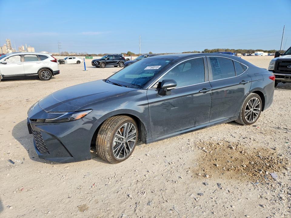 2025 TOYOTA CAMRY — VIN 4T1DAACK1SU047563