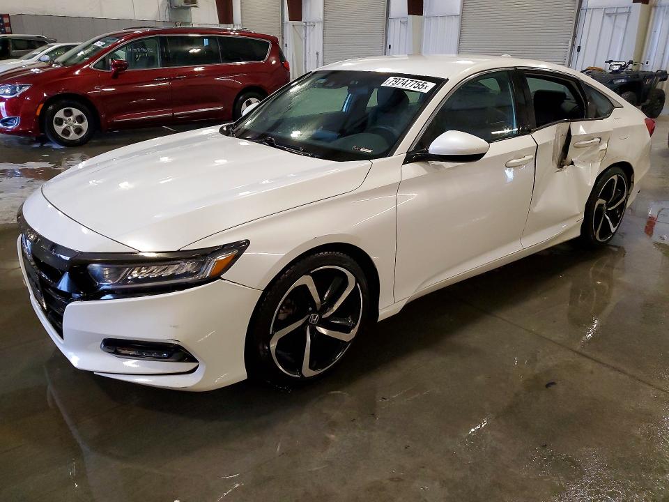 2018 HONDA ACCORD — VIN 1HGCV1F3XJA219311