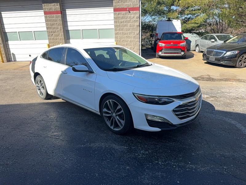 2021 CHEVROLET MALIBU — VIN 1G1ZD5ST8MF077355