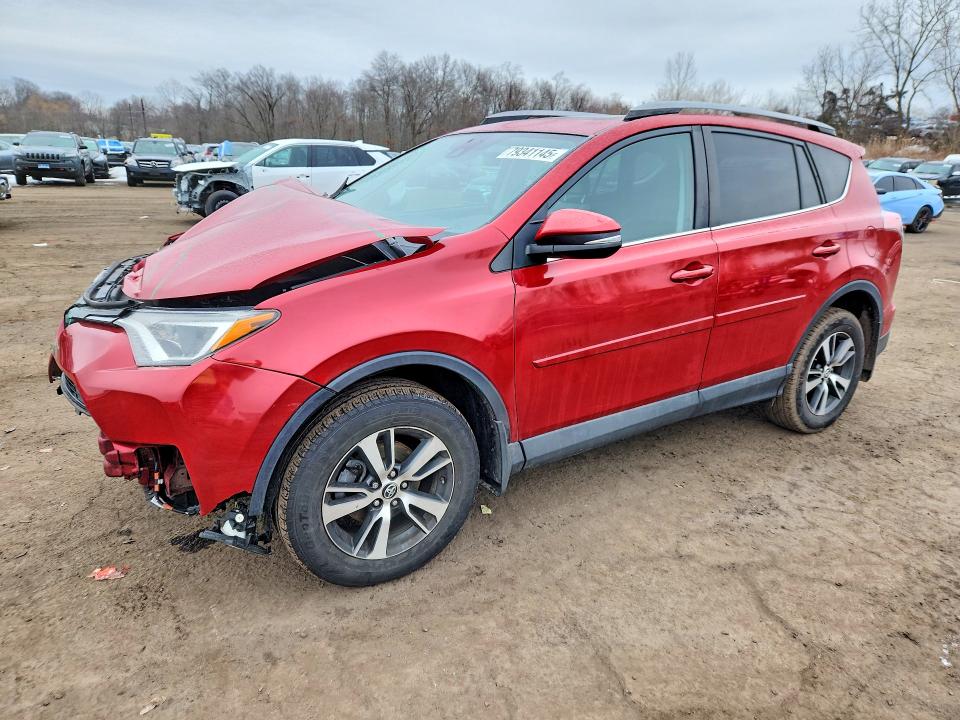 2017 TOYOTA RAV4 — VIN 2T3RFREV9HW683547