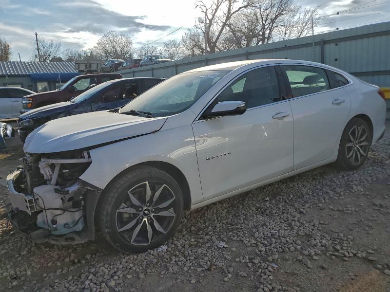 2018 CHEVROLET MALIBU — VIN 1G1ZD5ST1JF277019