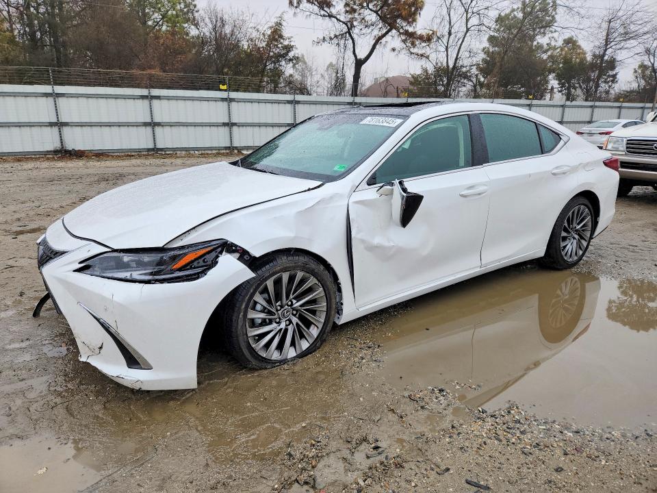 2025 LEXUS ES — VIN 58AFZ1B17SU217136
