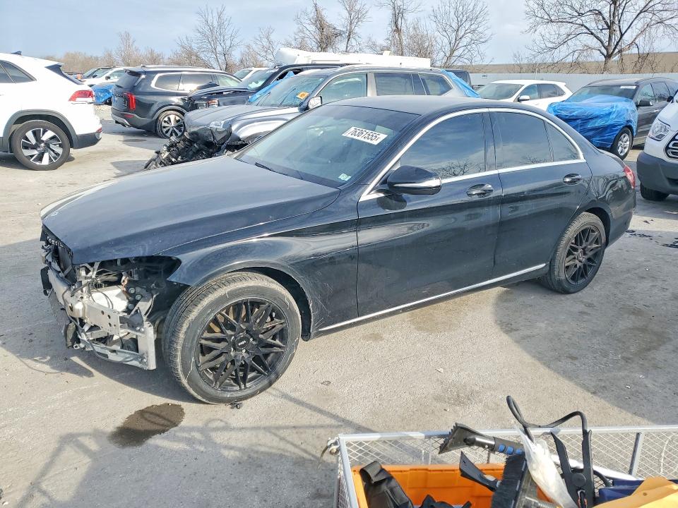 2015 MERCEDES-BENZ C — VIN 55SWF4KB5FU047662