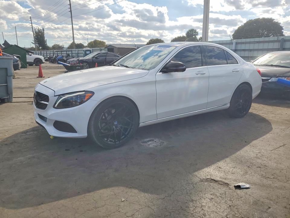 2018 MERCEDES-BENZ C — VIN WDDWF4KB2JR316162