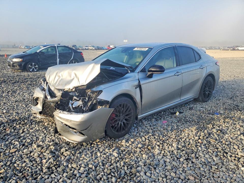 2019 TOYOTA CAMRY — VIN 4T1B11HK1KU776064