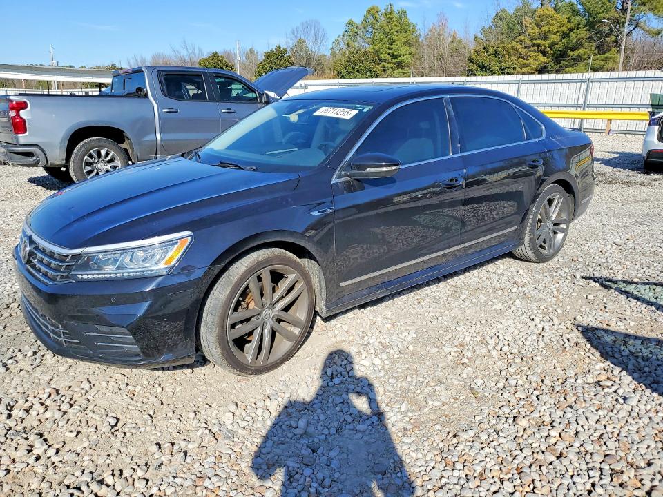 2019 VOLKSWAGEN PASSAT — VIN 1VWMA7A37KC013715