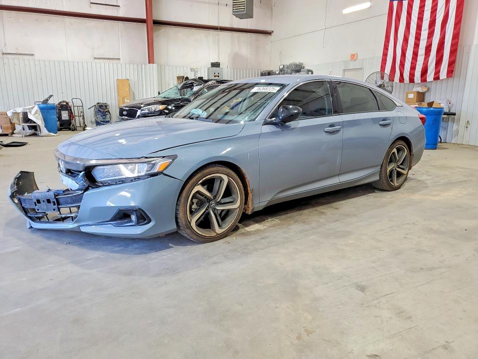 2022 HONDA ACCORD — VIN 1HGCV1F40NA043688