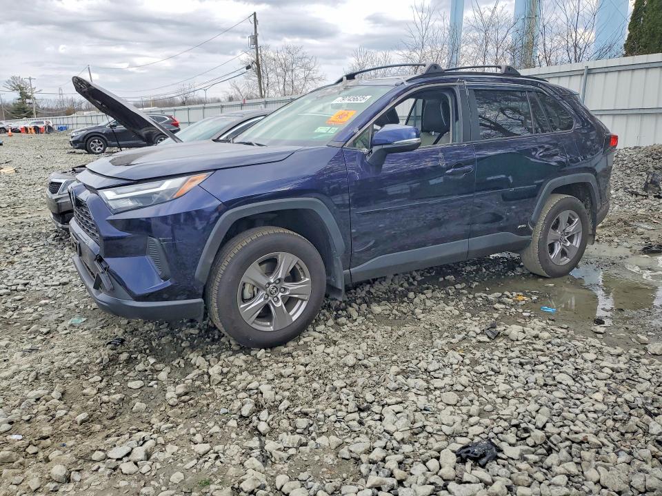 2022 TOYOTA RAV4 HYBRID — VIN JTMRWRFV5ND143037
