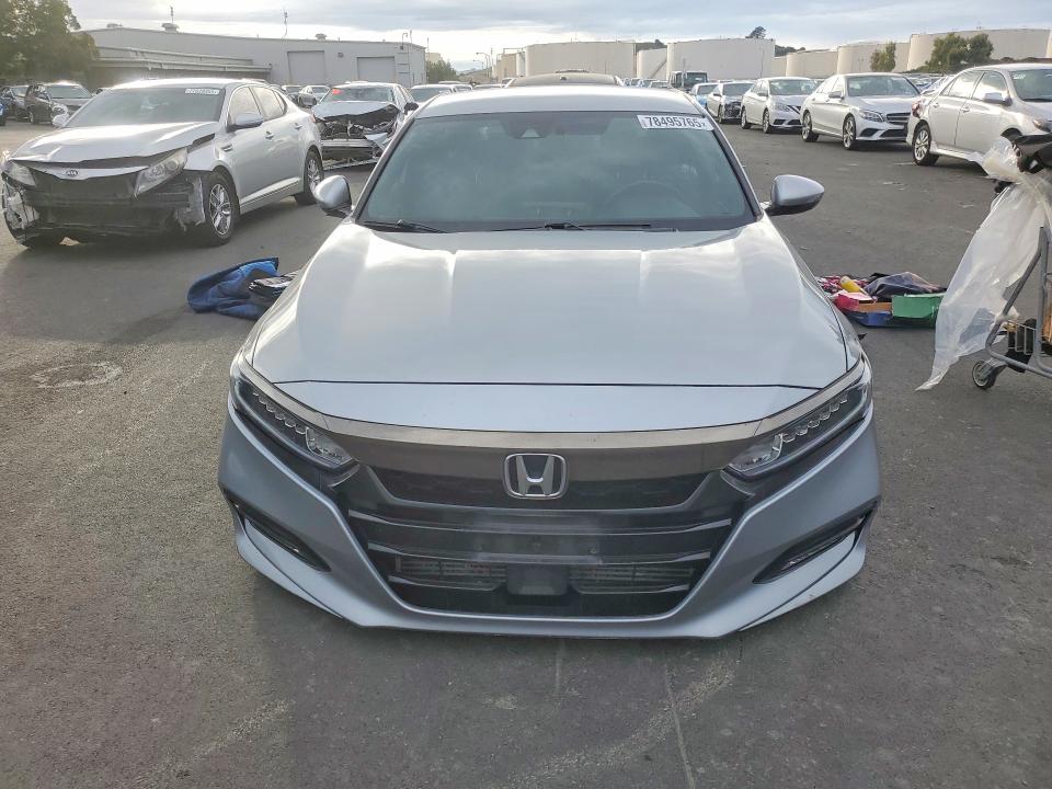 1HGCV1F31KA128932