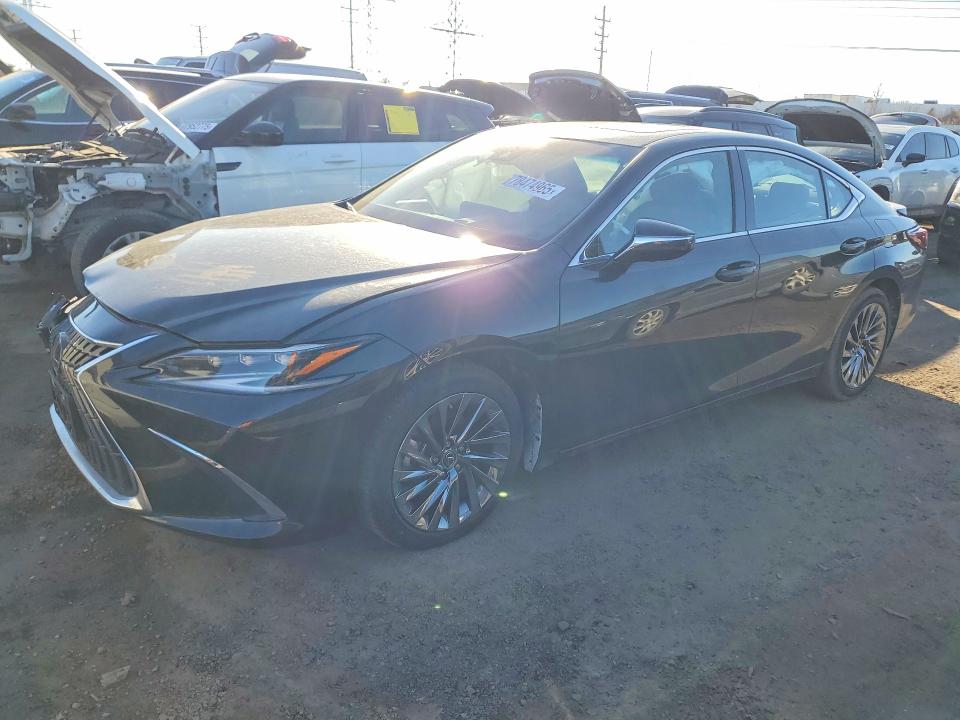 2025 LEXUS ES 300H — VIN 58AFA1C19SU071084