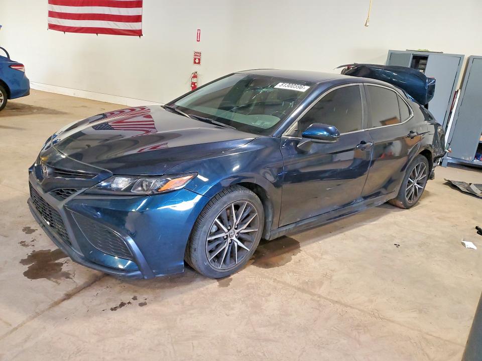 2021 TOYOTA CAMRY — VIN 4T1G11AK1MU404727