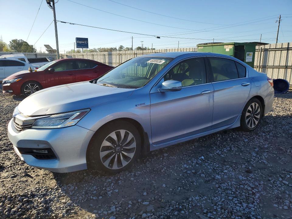 2017 HONDA ACCORD — VIN JHMCR6F75HC022983