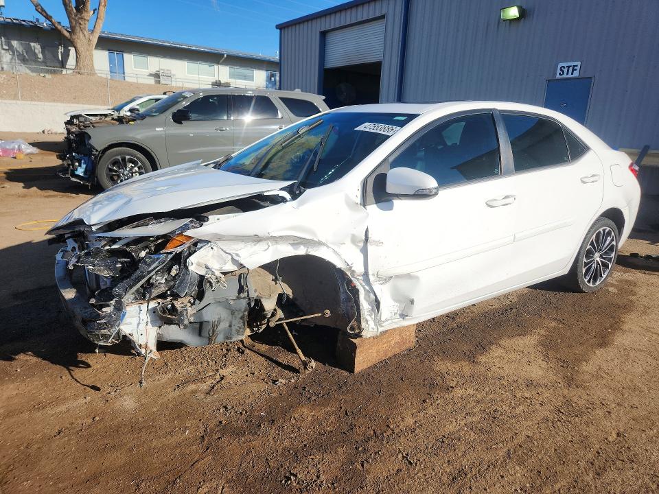 2015 TOYOTA COROLLA — VIN 2T1BURHE2FC383715