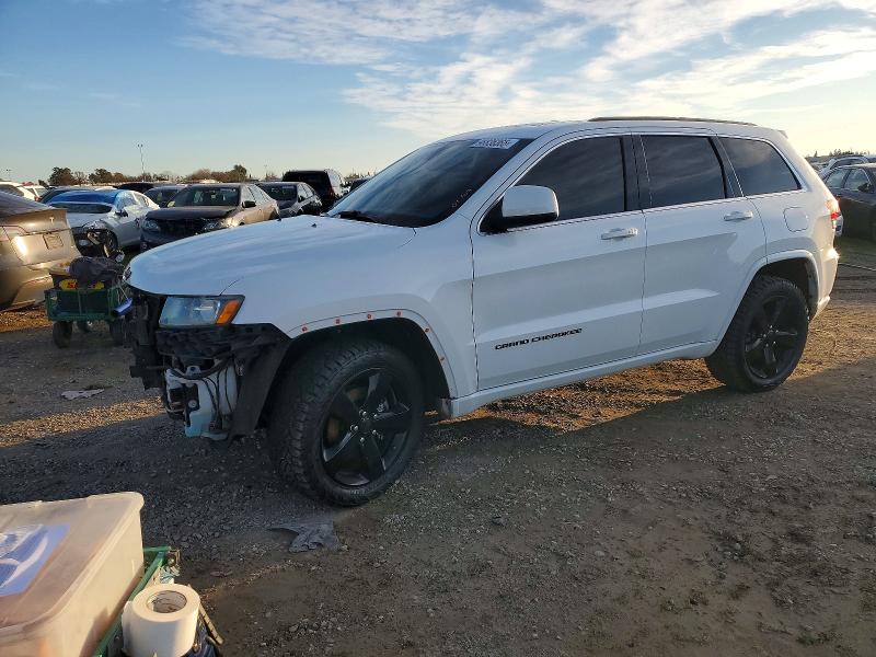 2015 JEEP GRAND CHER — VIN 1C4RJEAG4FC677654