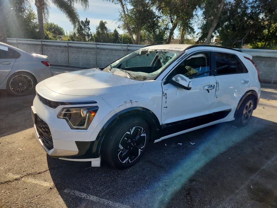 2024 KIA NIRO EV — VIN KNDCR3L1XR5093862