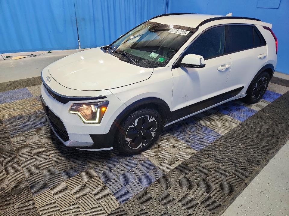 2023 KIA NIRO EV — VIN KNDCR3L17P5045877