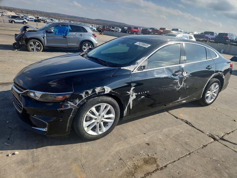 2018 CHEVROLET MALIBU — VIN 1G1ZD5ST0JF265850