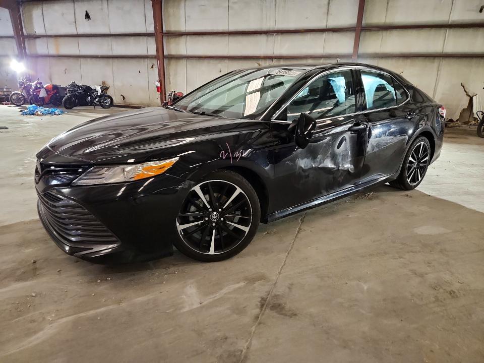 2018 TOYOTA CAMRY — VIN 4T1B11HK7JU122510