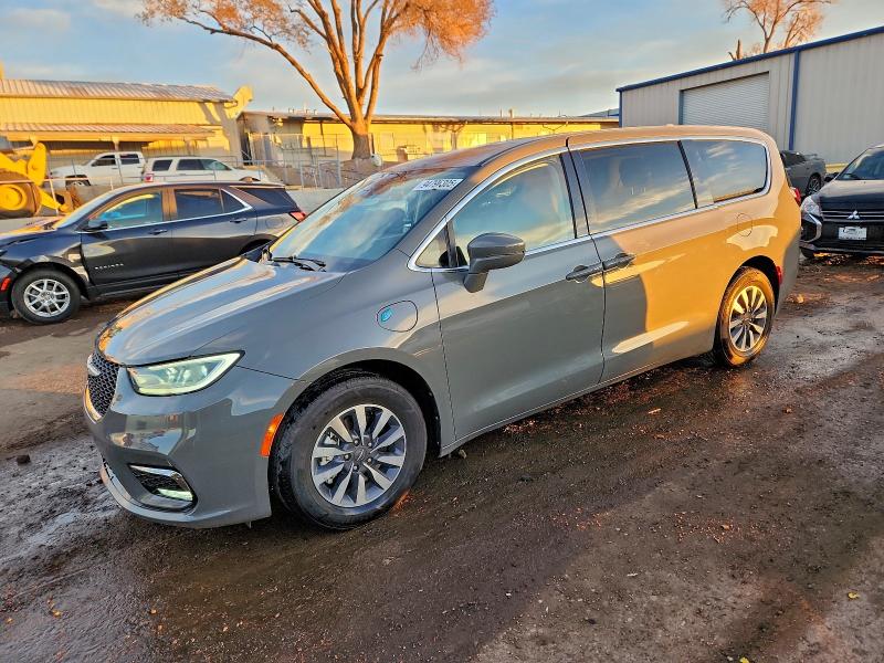 2022 CHRYSLER PACIFICA — VIN 2C4RC1L74NR184272