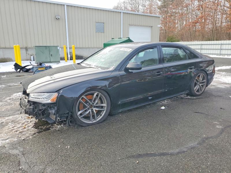 2017 AUDI A8 — VIN WAU43AFD7HN003479