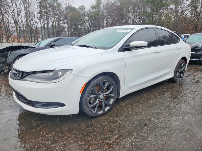 2015 CHRYSLER 200 S — VIN 1C3CCCDG4FN643206