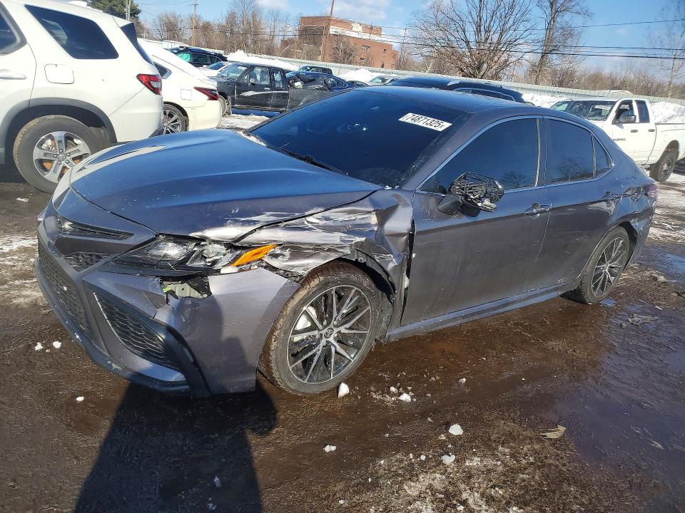 2024 TOYOTA CAMRY — VIN 4T1G11AK2RU242002