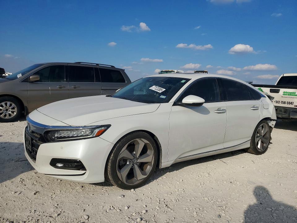 2018 HONDA ACCORD — VIN 1HGCV1F96JA007316