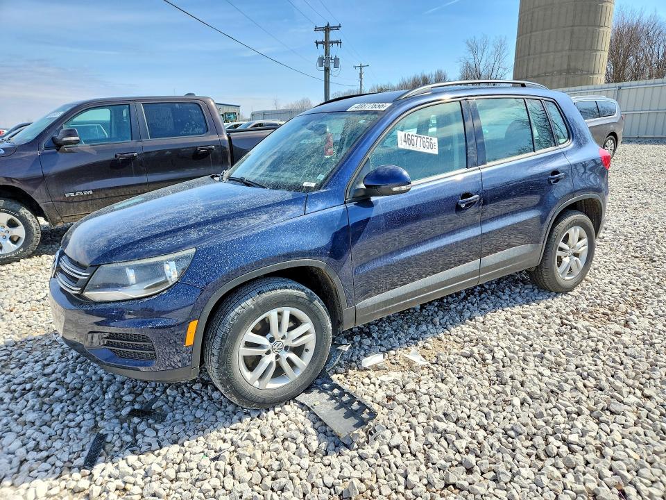 2016 VOLKSWAGEN TIGUAN — VIN WVGAV7AX5GW546452