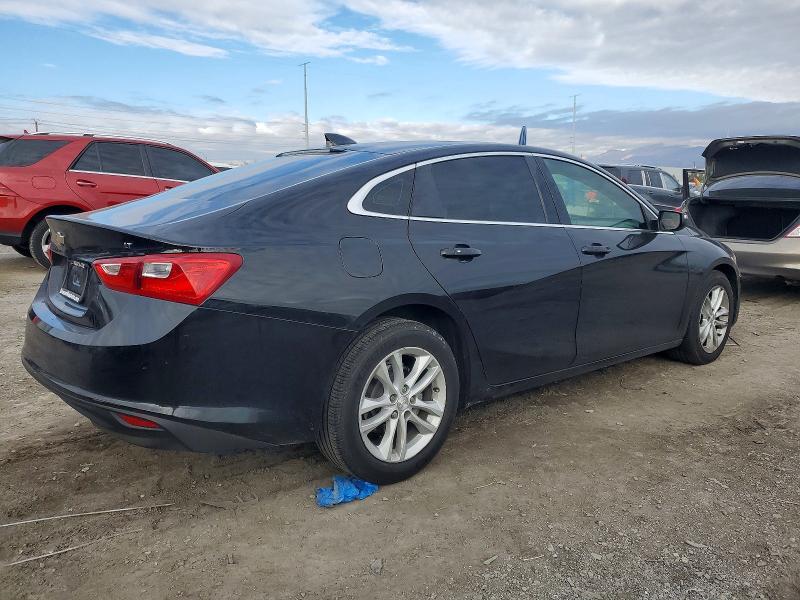 1G1ZD5ST1JF125399