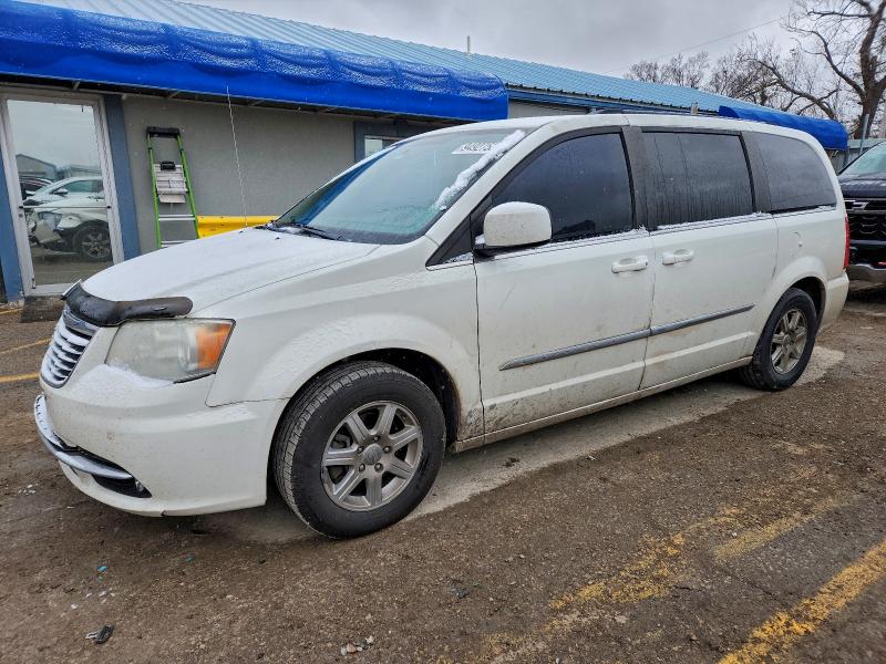 2011 CHRYSLER TOWN & COU — VIN 2A4RR5DG7BR645460