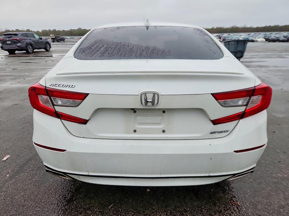 1HGCV1F32KA146601