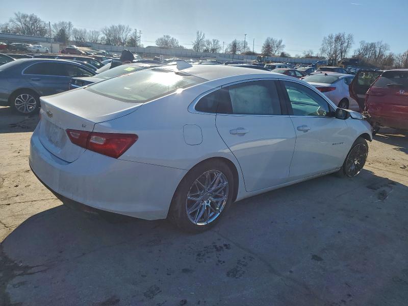 1G1ZD5ST1PF152207