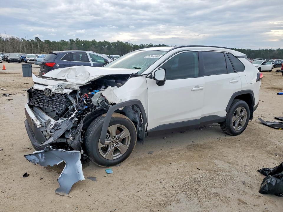 2024 TOYOTA RAV4 — VIN 2T3W1RFV7RC267855