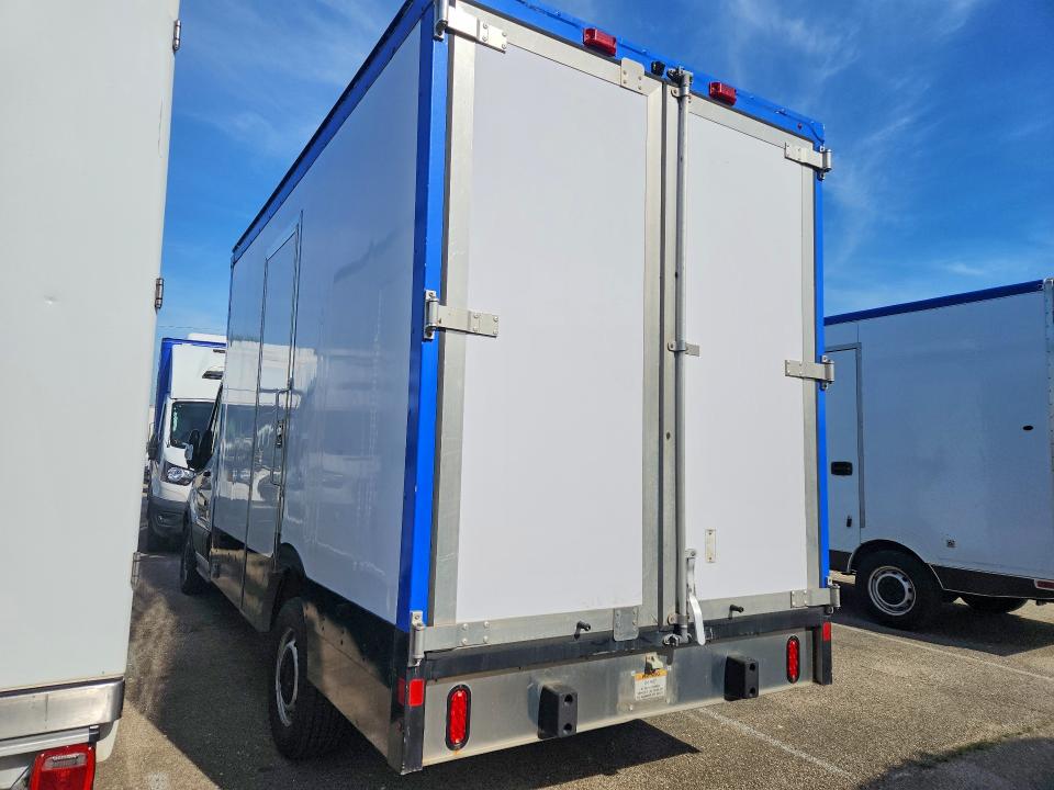 1FDBW5ZG3PKA11055
