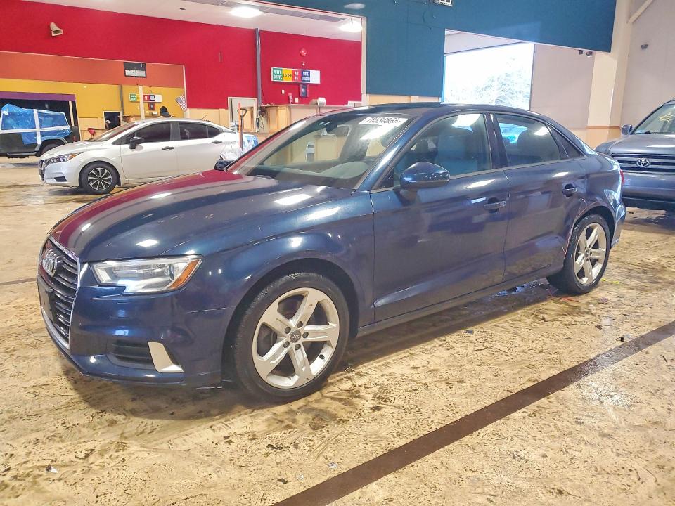 2018 AUDI A3 — VIN WAUAUGFF1J1004967