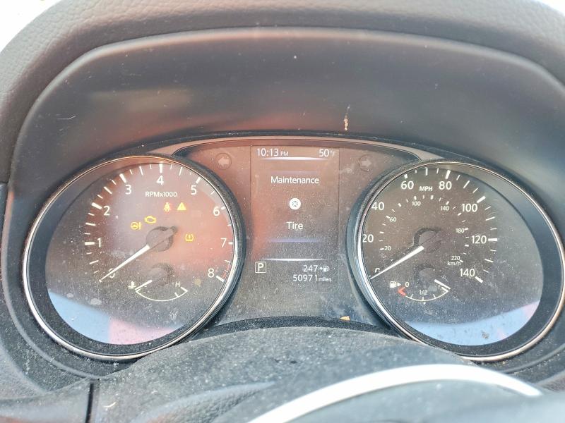 JN1BJ1CR8HW121702