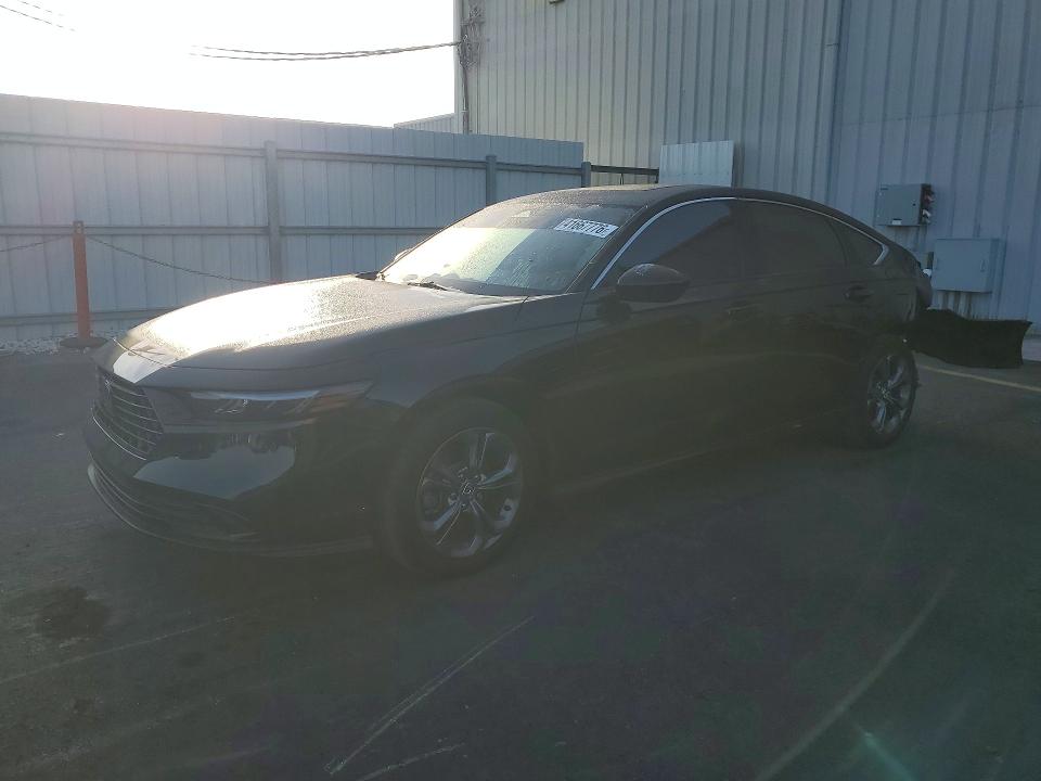 2023 HONDA ACCORD — VIN 1HGCY1F37PA040255