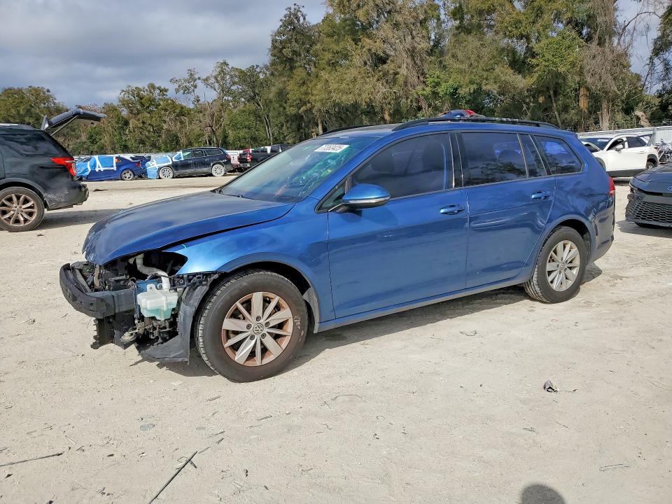 2016 VOLKSWAGEN GOLF SPORTWAGEN — VIN 3VWC17AU2GM511069