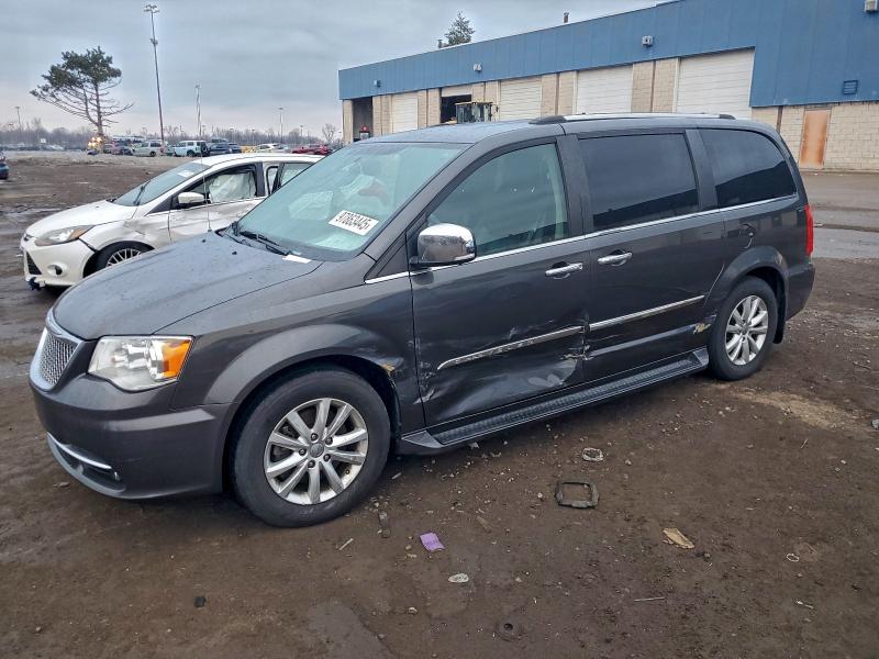2016 CHRYSLER TOWN & COU — VIN 2C4RC1GG8GR213334
